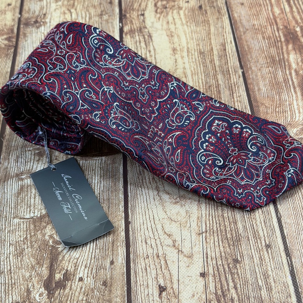 Daniel Cremieux Signature Seven Fold Necktie Mens One Size Limited Edition NWT
